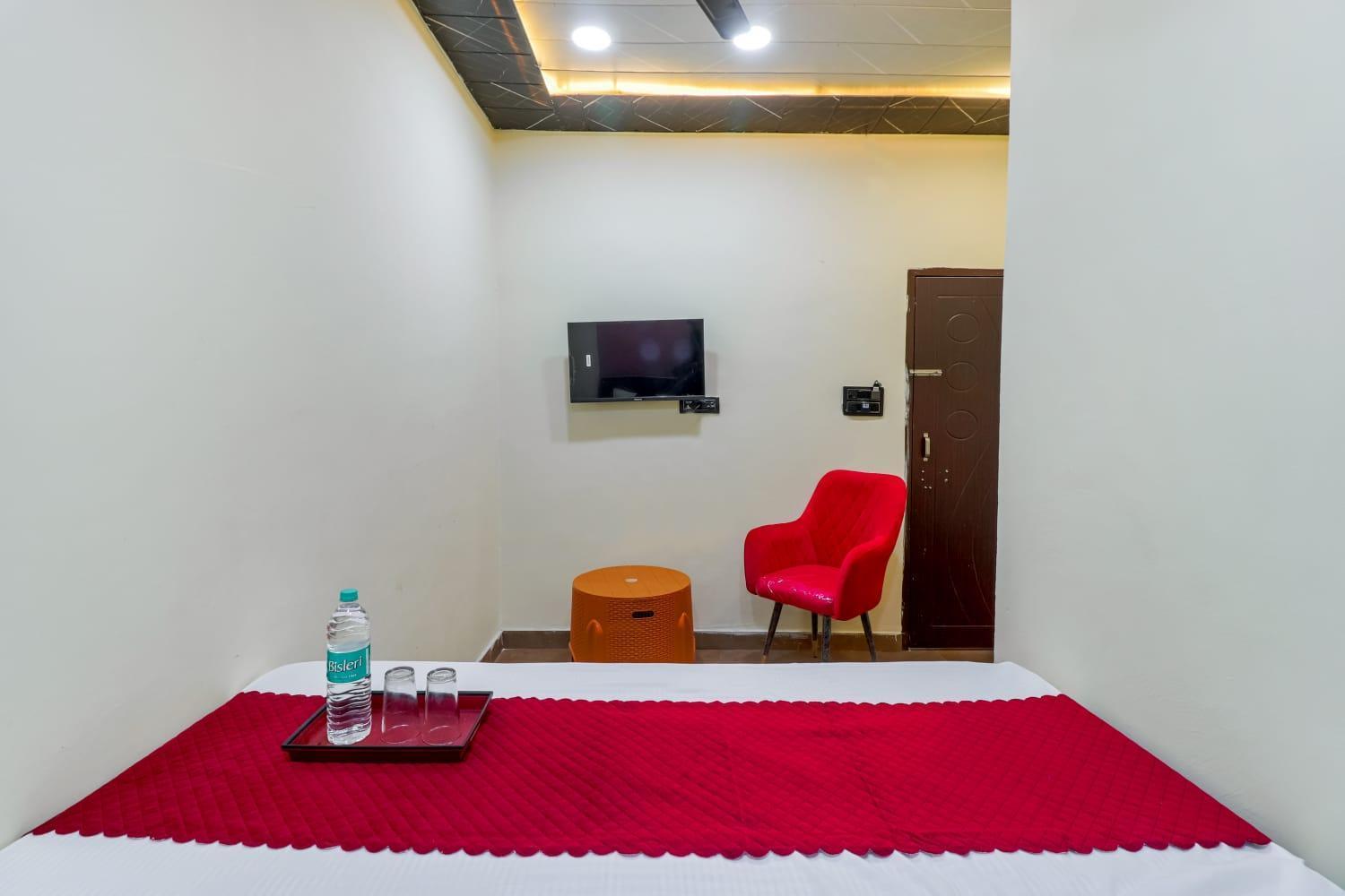 Hotel Krishna Priya Haridwar Ngoại thất bức ảnh